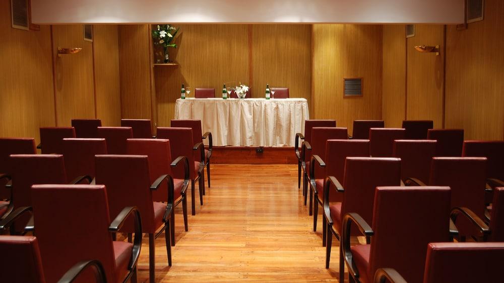 בואנוס איירס Hotel Conte מראה חיצוני תמונה