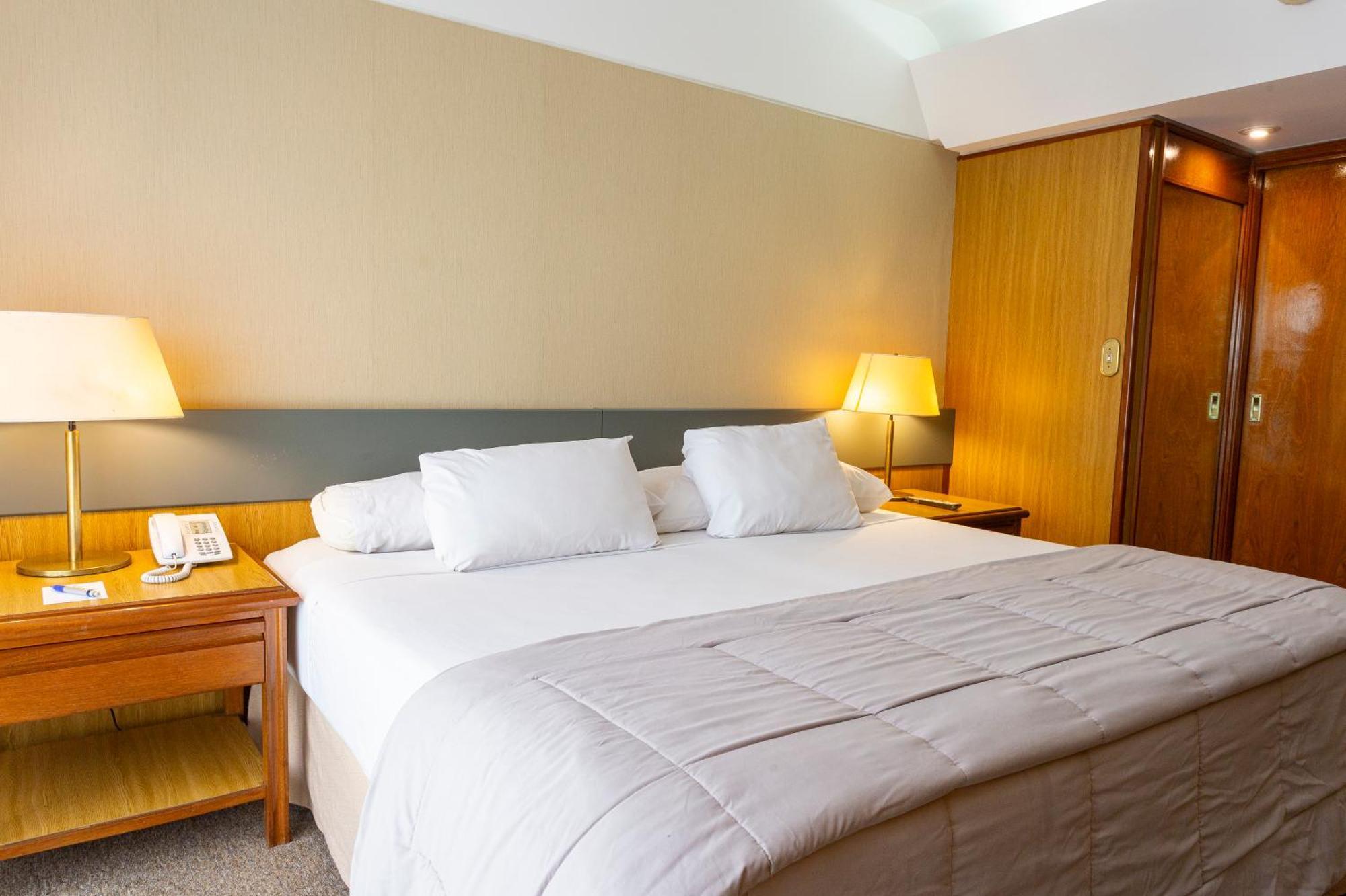בואנוס איירס Hotel Conte מראה חיצוני תמונה